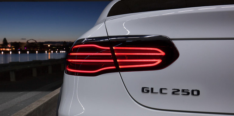 2017_mercedes-benz_glc-coupe_mercedes-amg_glc43-coupeGLC-Coupe_8615.jpg