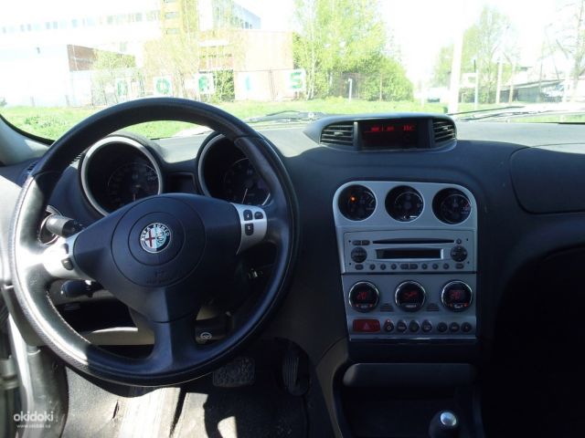8667293_2.jpg